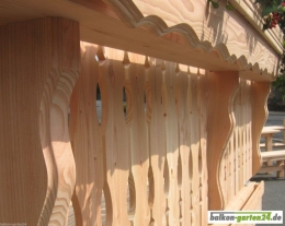 Balkonbrett aus Douglasie fuer Balkongelaender aus Holz